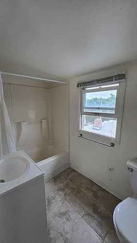 164 Auburn St #6 Photo 1