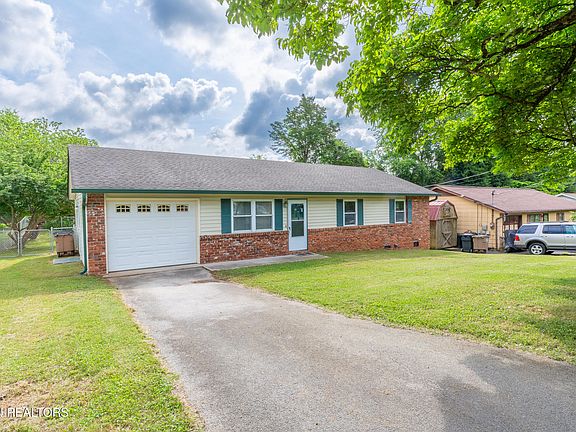 2nd image of 5808 Mondale Rd