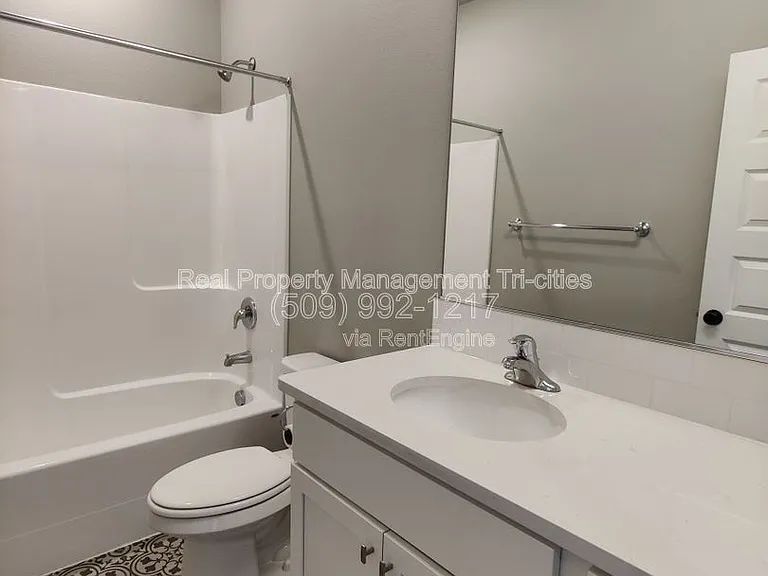 8304 Gardner St — Photo 20