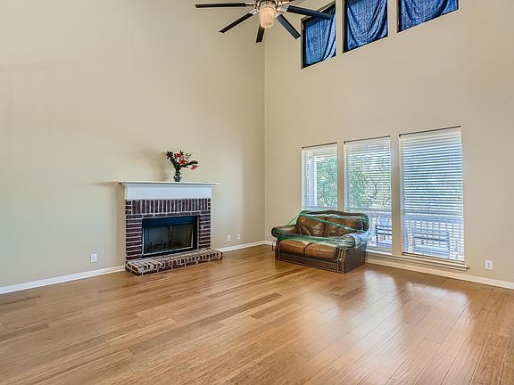 5th image of 9218 Saucedo Dr
