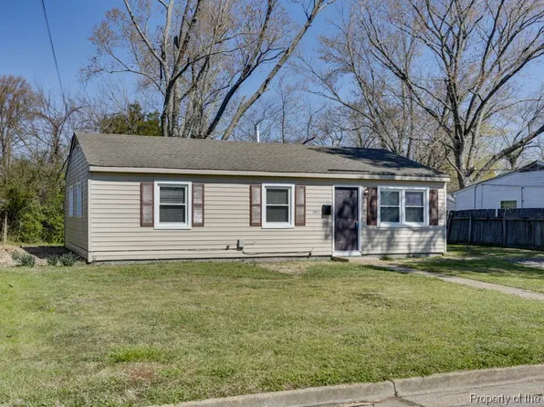 1821 Moger Dr, Hampton, VA 23663