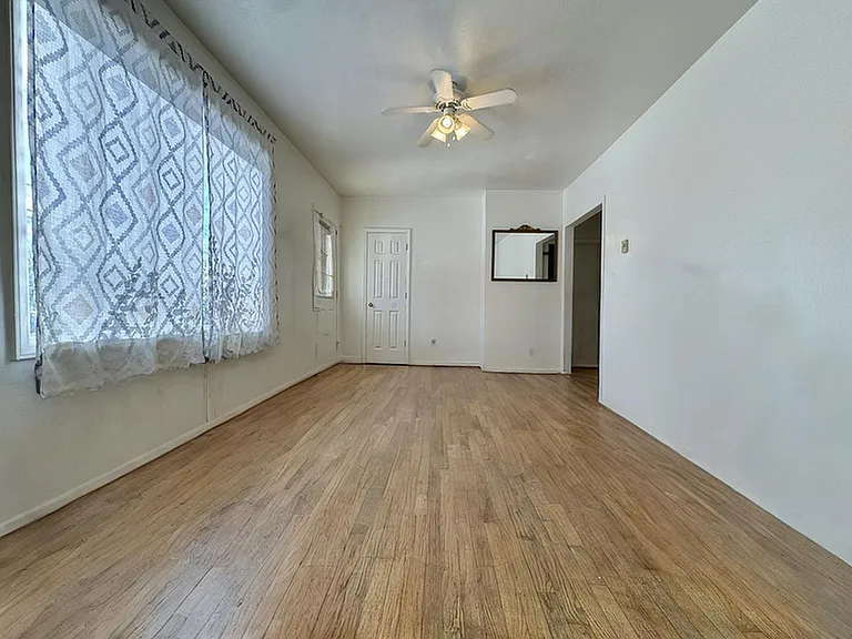1708 Grayland St — Photo 7