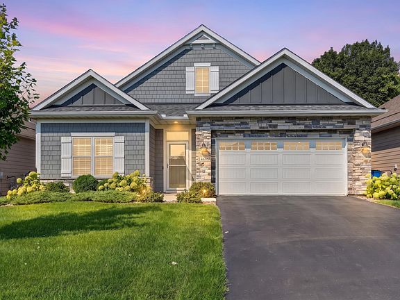 3rd image of 14445 Oxbow Ln