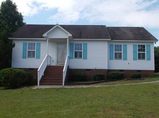 204 Dustin Dr, Benson, NC 27504