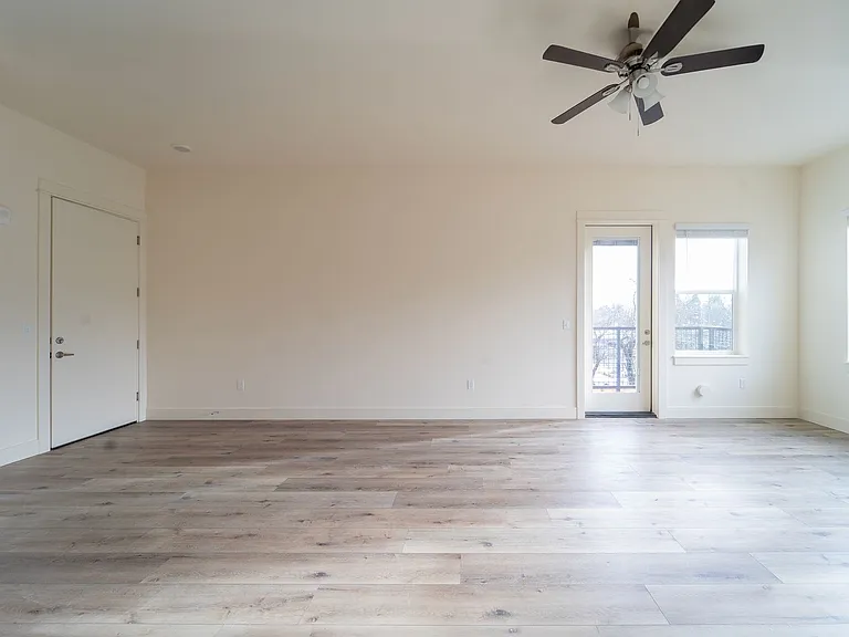 Capitol Hill Apartments — Photo 117