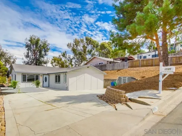8535 Dobyns Dr, Santee, CA 92071
