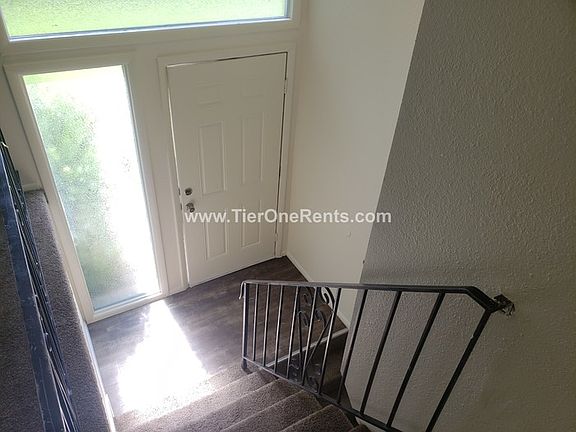 3rd image of 244 E Crestone Ave