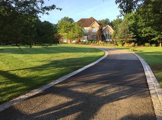 75 Hedden Rd, Andover, NJ 07821