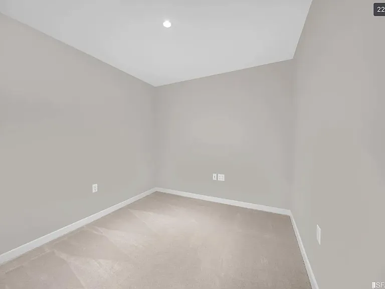 1 Hawthorne St #2J — Photo 18