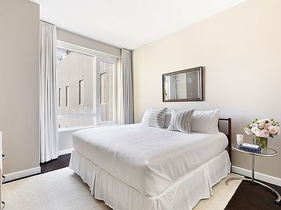 4th image of 261 W 28th St APT 8E