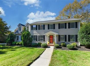 3605 Turnberry Ln, Greensboro, NC 27410