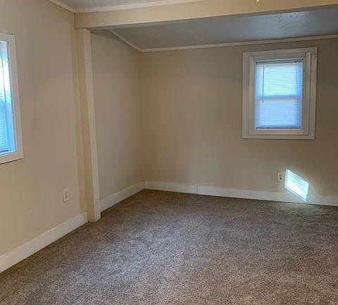 4th image of 6807 Wise Ave