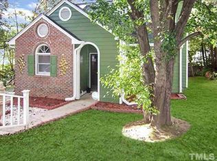 119 Ellsworth Pl, Cary, NC 27511