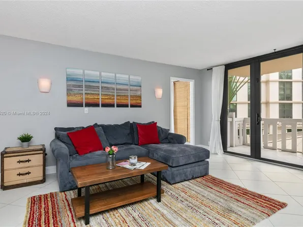 1111 Crandon Blvd APT A205, Key Biscayne, FL 33149