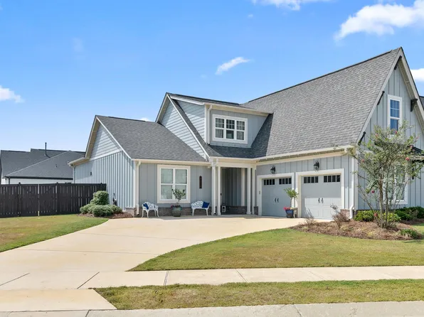 8076 Annika Dr, Birmingham, AL 35244