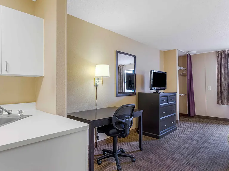 Studio Suite - 1 King Bed