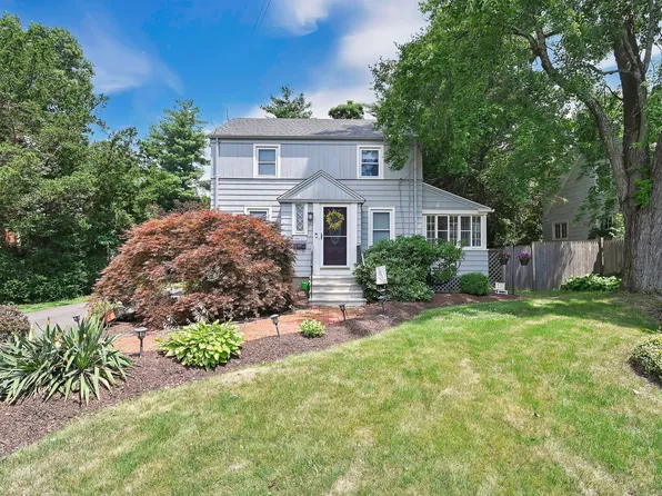 498 Forbes Street, East Hartford, CT 06118