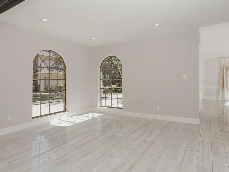 24 Hornsilver Pl — Photo 5