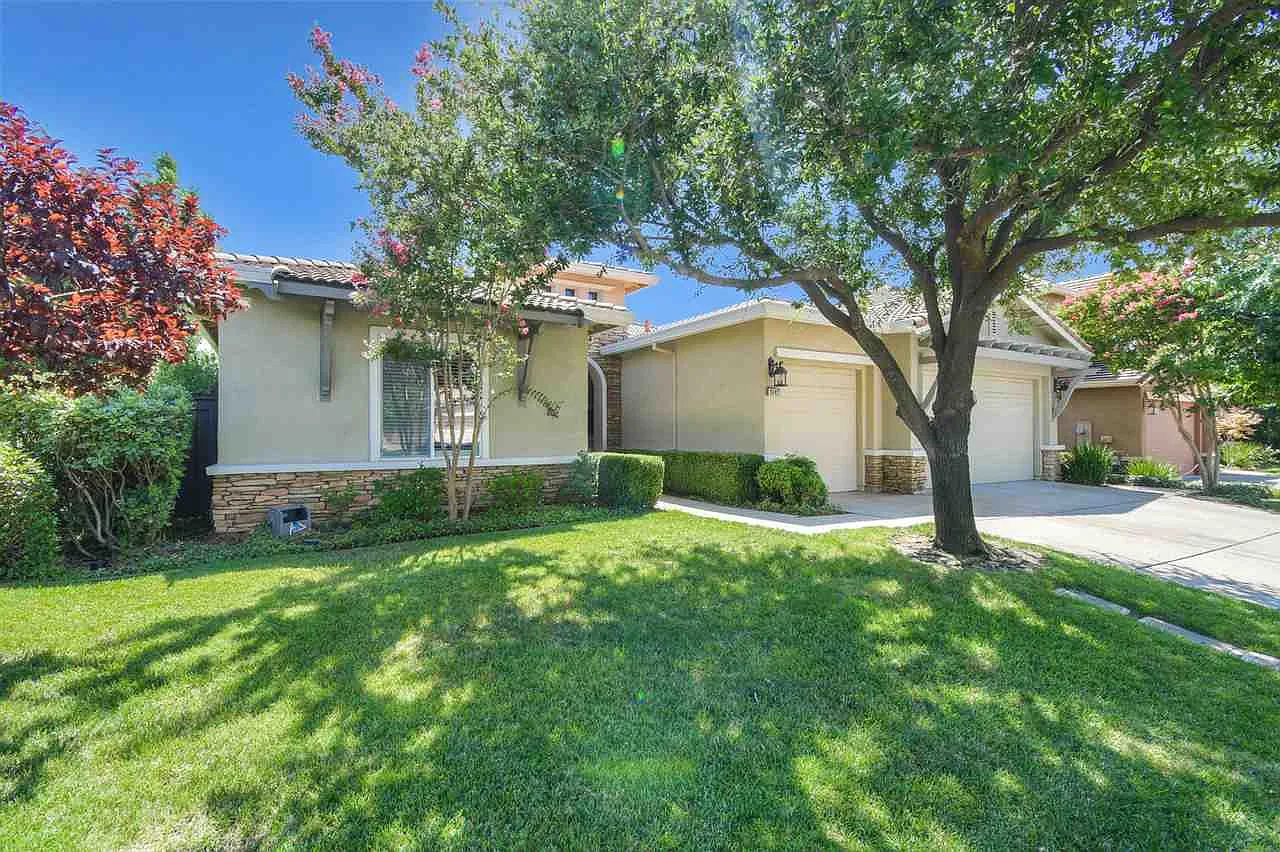 3142 Borgata Way photo 1
