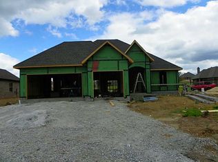 3733 Spyglass Hill Dr, Fayetteville, AR 72701
