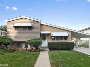 30 N Craig Pl, Lombard, IL 60148
