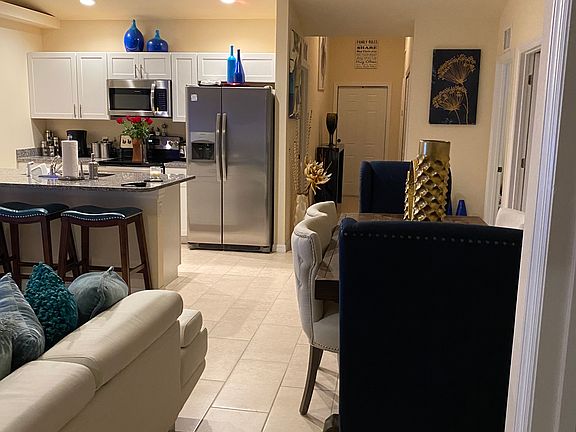 4th image of 503 SE 5th Ave #503