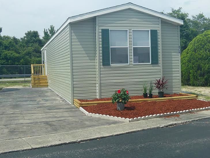 Brand New & Beautiful!