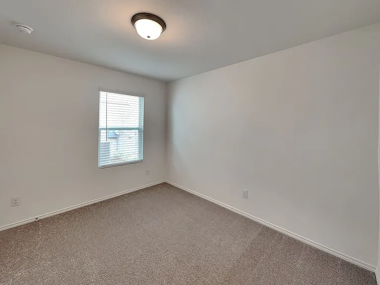 1017 Valerian Dr — Photo 13