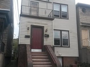 18 Delaware Ave, Jersey City, NJ 07304