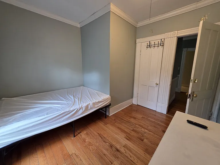 64 Elm St #1 — Photo 24