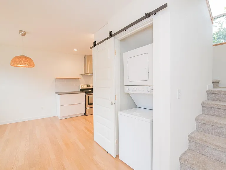 8604 NE Beech St #B — Photo 4