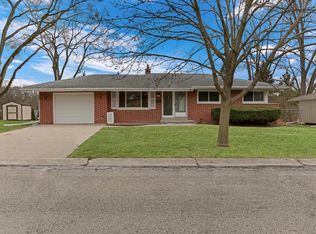 5403 Olympia Dr, Greendale, WI 53129