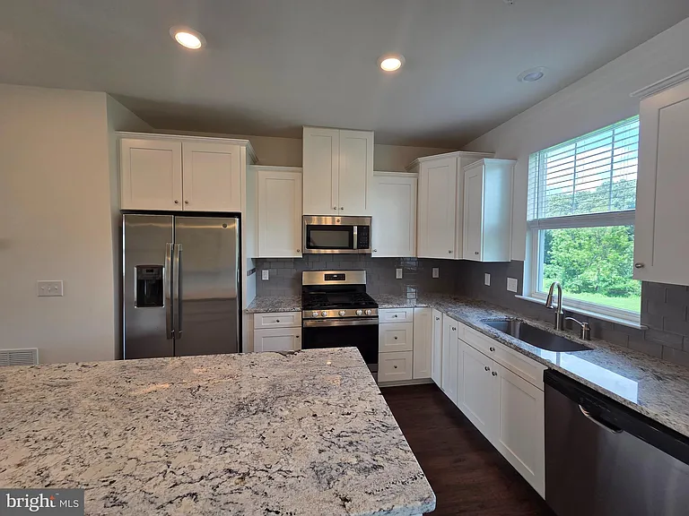 1802 Boulder Dr — Photo 12