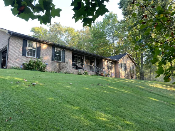 9016 Dallas Hollow Rd, Soddy Daisy, TN 37379