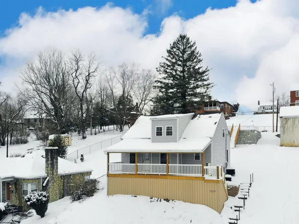 1129 Sunset Dr, Fairmont, WV 26554