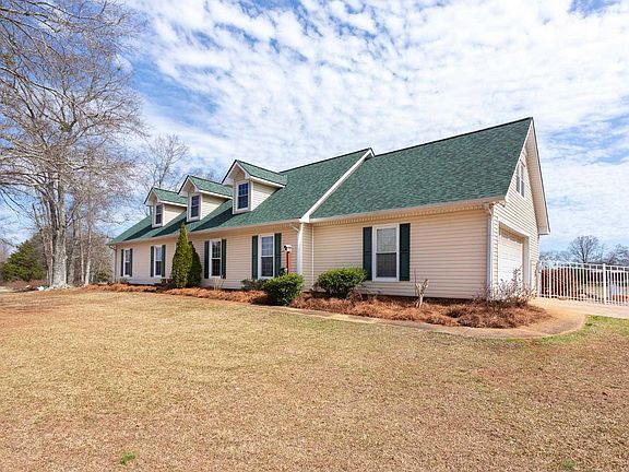 3rd image of 8686 Eastaboga Rd