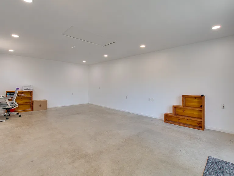 5015 Art St — Photo 32