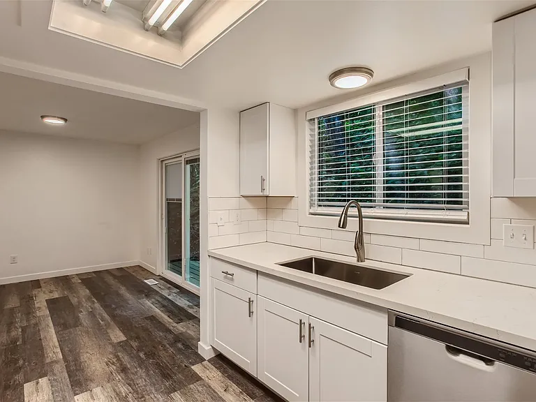 3396 SW Beaverton Hillsdale Hwy — Photo 3