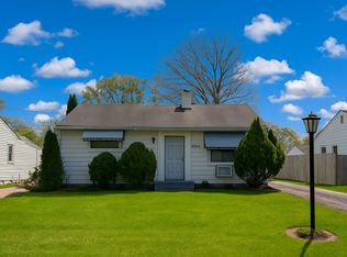 2821 S 11th Ave, Broadview, IL 60155