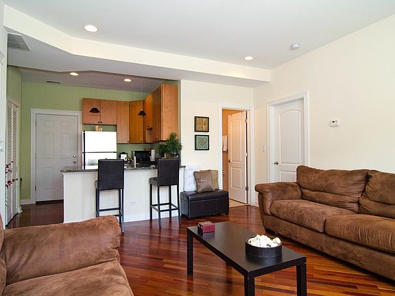 3rd image of 4321 1/2 N Tripp Ave APT 2E