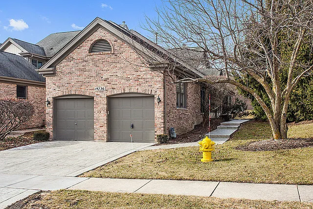 14736 Pine Tree Rd photo 1