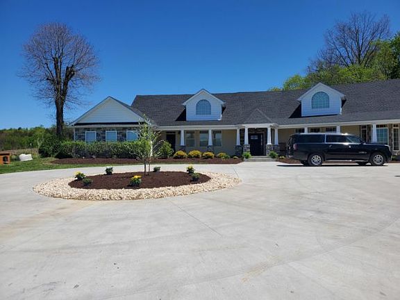 2nd image of 1121 State Highway 3443