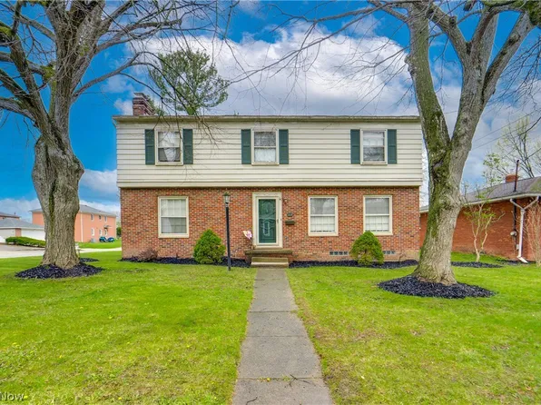 584 N Hawkins Ave, Akron, OH 44313