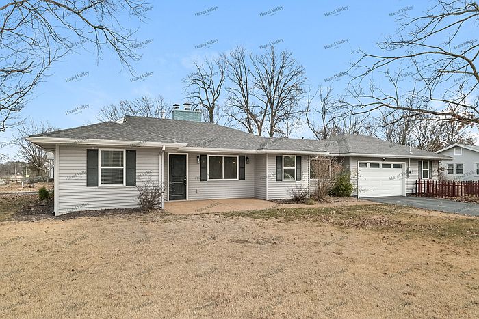 1st image of 1006 Forest Ave