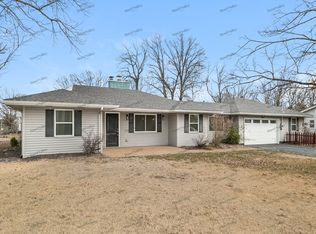 1006 Forest Ave, Saint Louis, MO 63122