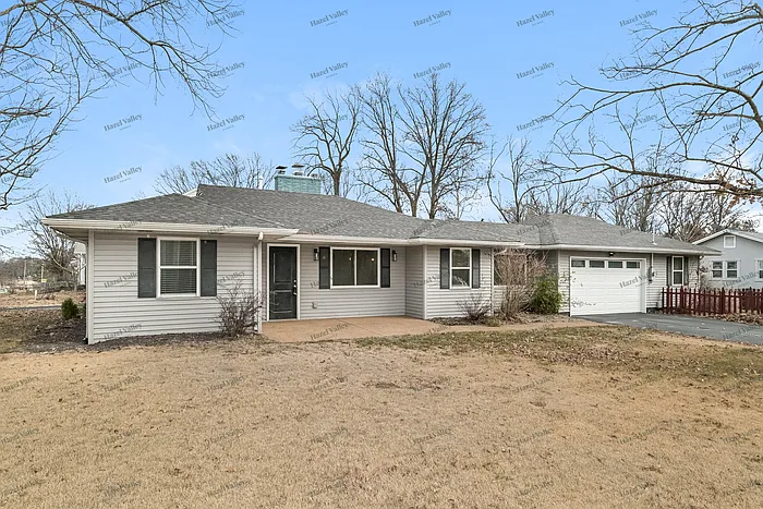 1006 Forest Ave photo 1