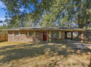 123 Lester St, Ville Platte, LA 70586