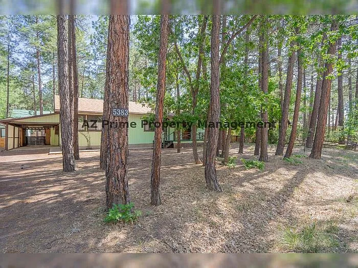 5383 Glenwood Ln — Photo 3