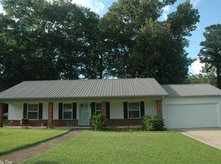 2010 Whitlock Dr, Benton, AR 72015