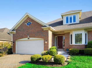 841 Pinegrove Ct, Wheaton, IL 60187